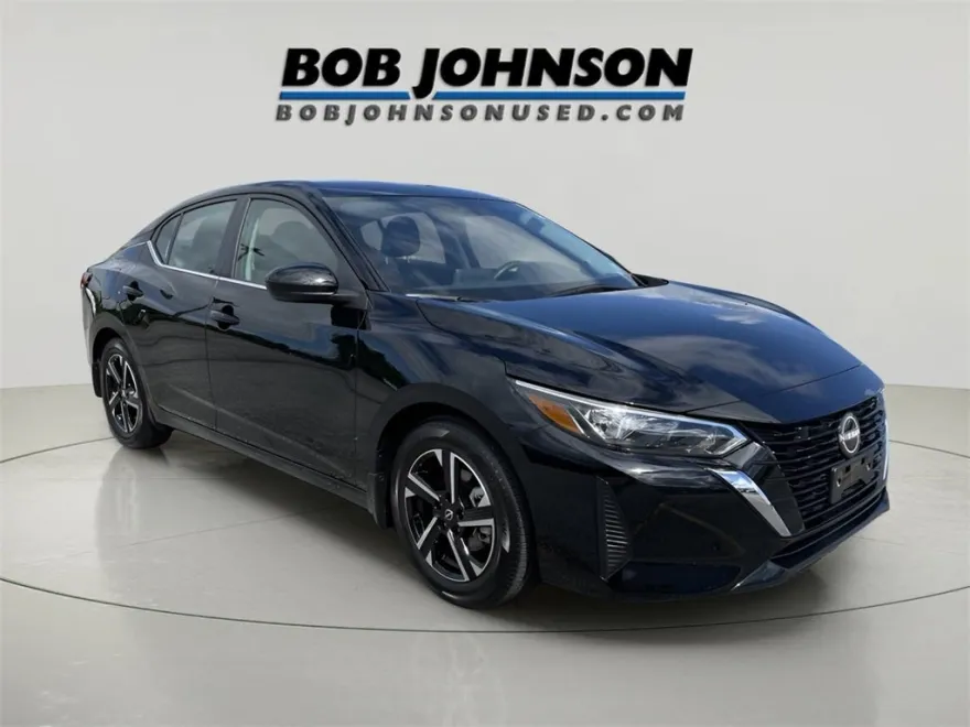 2025 Nissan Sentra SV photo 1