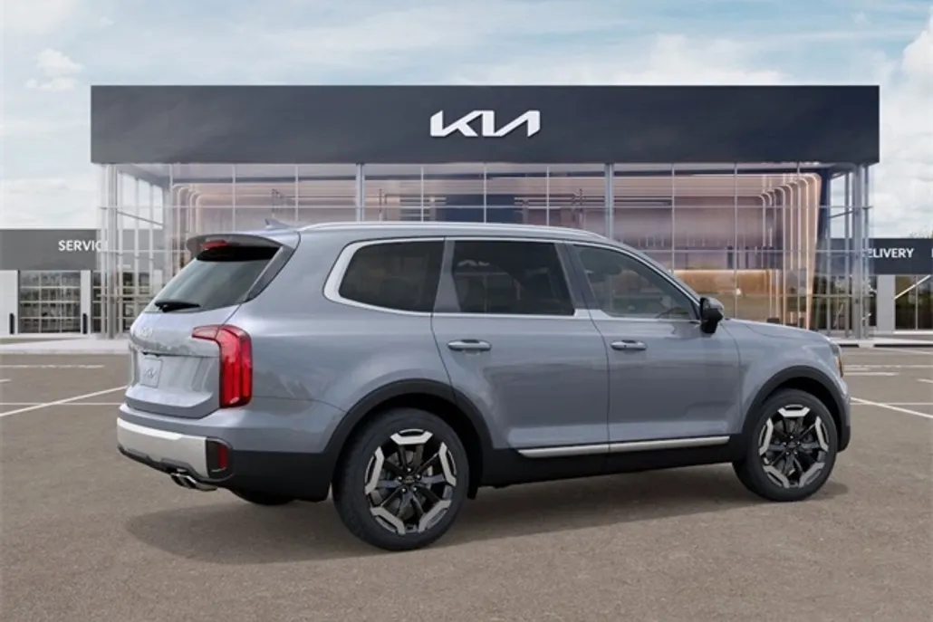 2025 Kia Telluride S photo 1