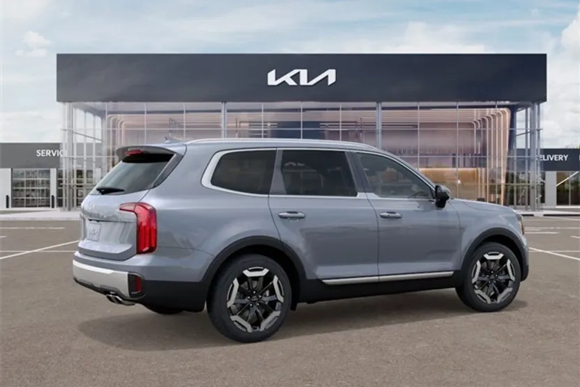 2025 Kia Telluride S photo 1