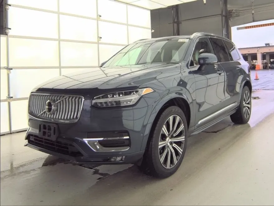 2024 Volvo XC90 Plus photo 1
