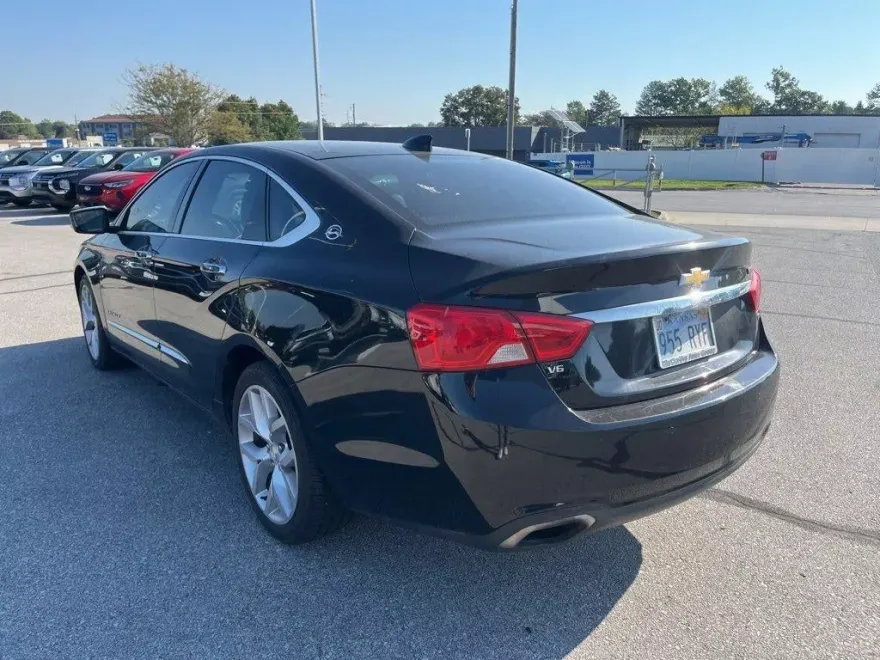 2016 Chevrolet Impala LTZ photo 1
