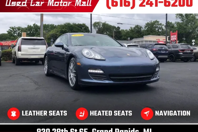 2013 Porsche Panamera Base photo 1
