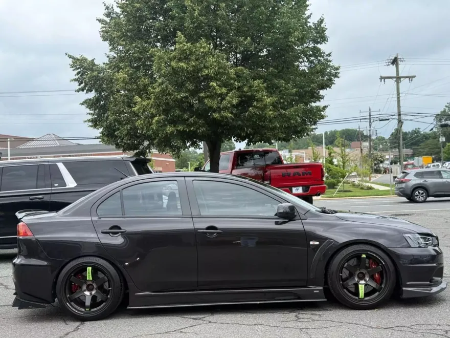 2008 Mitsubishi Lancer Evolution GSR photo 1