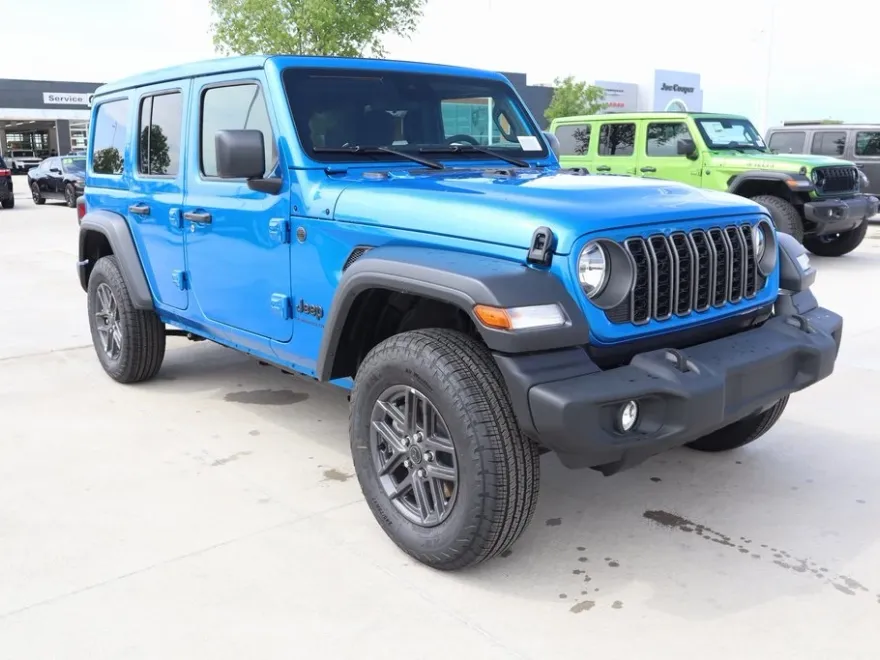 2025 Jeep Wrangler Sport S photo 1