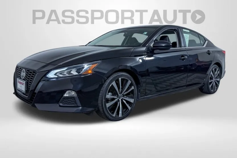 2019 Nissan Altima 2.5 SR photo 1