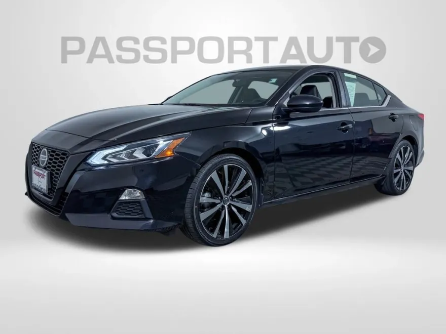 2019 Nissan Altima 2.5 SR photo 1