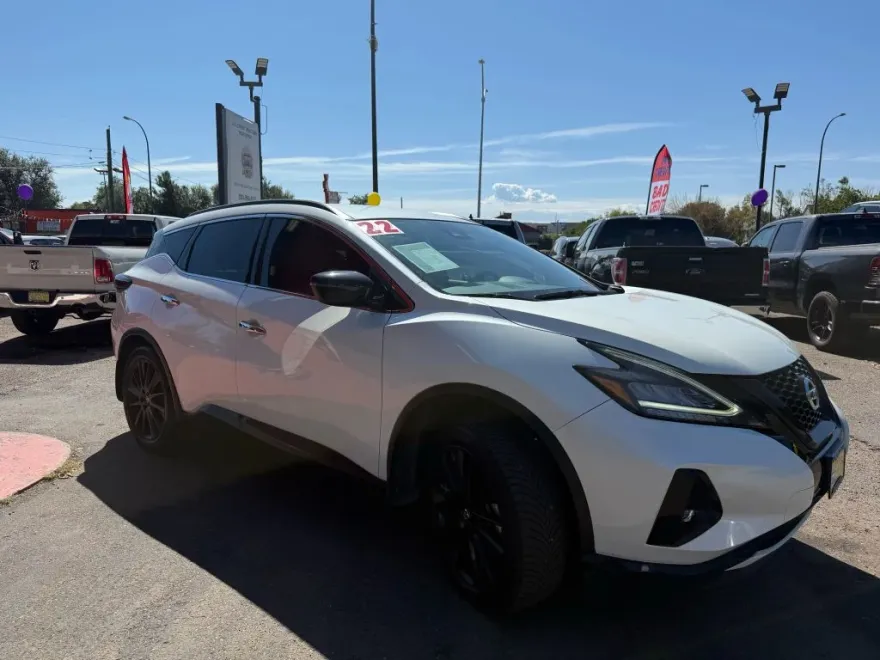 2022 Nissan Murano SV photo 1