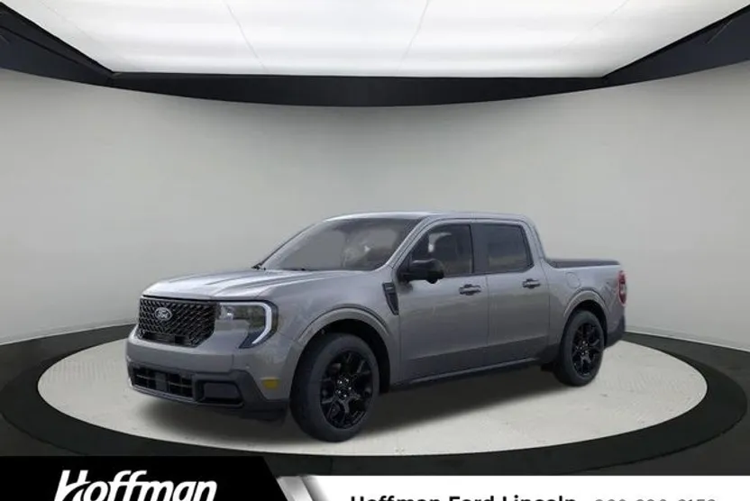 2025 Ford Maverick Lariat photo 1