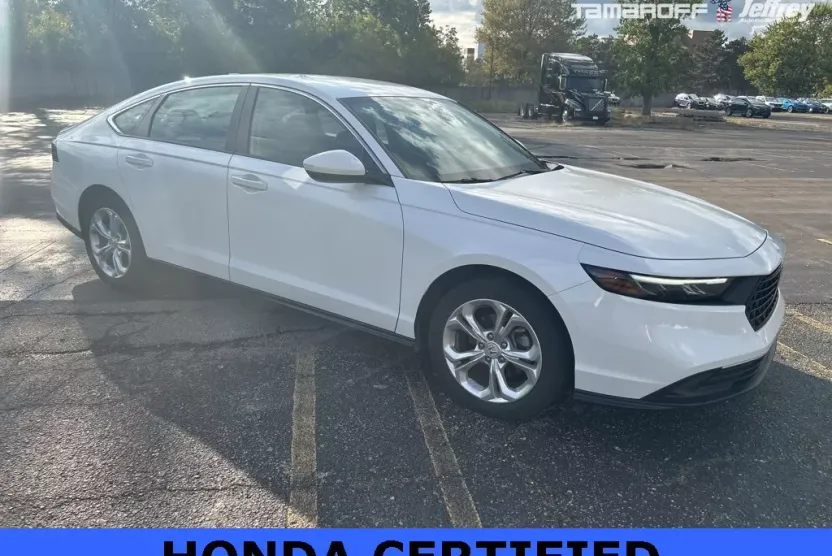 2023 Honda Accord LX photo 1