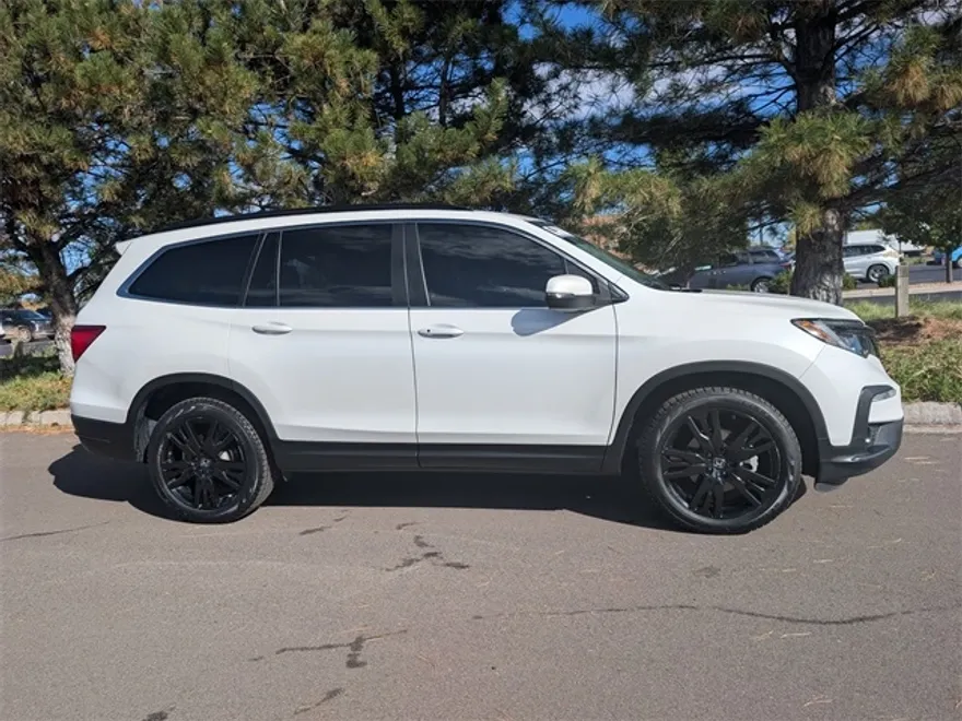 2022 Honda Pilot Special Edition photo 1