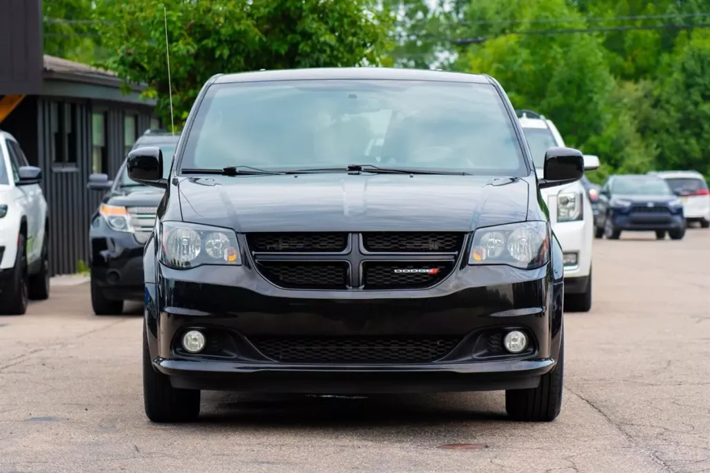 2018 Dodge Grand Caravan SE photo 1