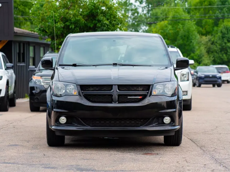 2018 Dodge Grand Caravan SE photo 1