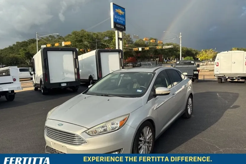 2018 Ford Focus Titanium photo 1
