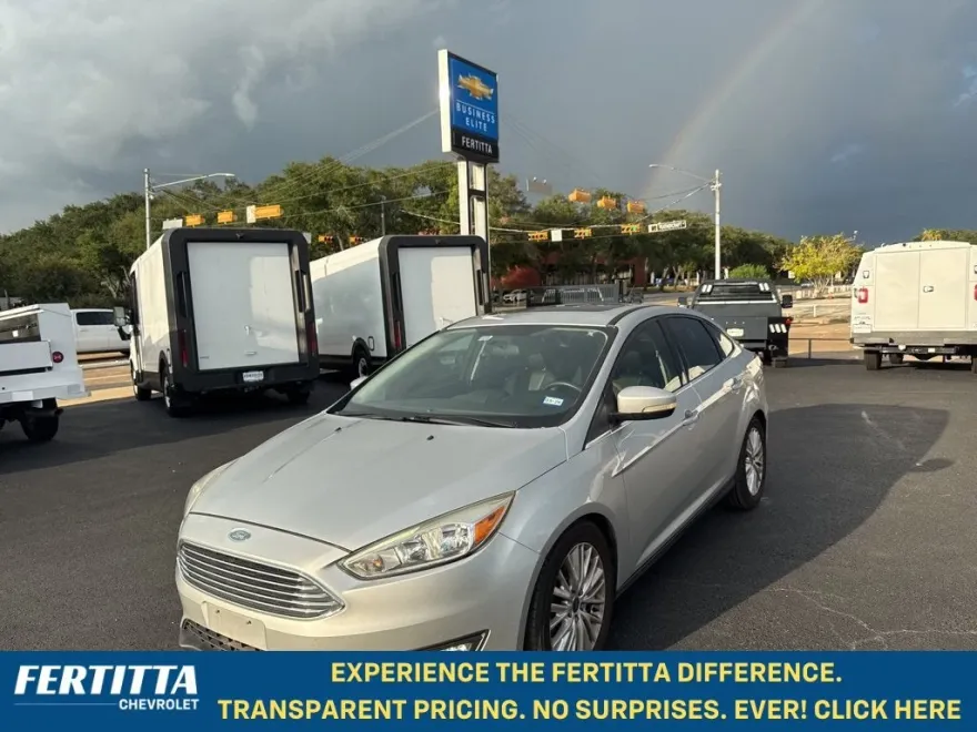 2018 Ford Focus Titanium photo 1