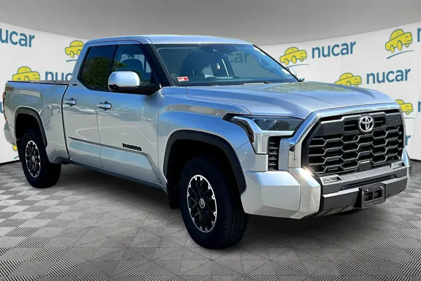 2022 Toyota Tundra SR5 photo 1