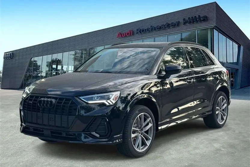 2025 Audi Q3 S line Premium photo 1
