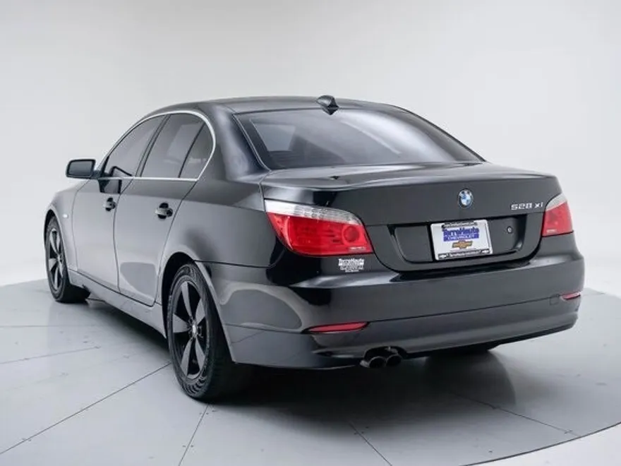 2008 Bmw 528xi 5-Series photo 1