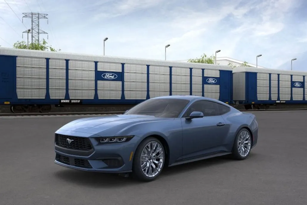 2025 Ford Mustang EcoBoost Premium photo 1