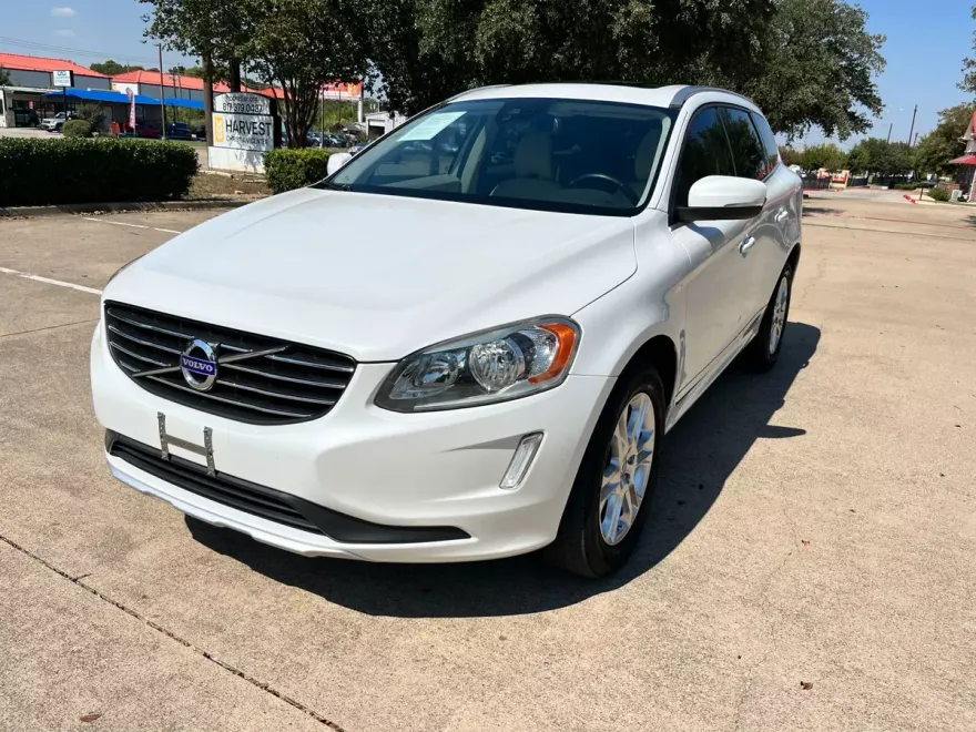 2015 Volvo XC60 T5 Drive-E Premier Plus photo 1