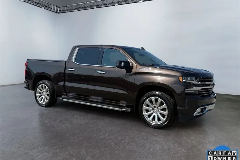 2019 Chevrolet Silverado 1500 High Country photo 1