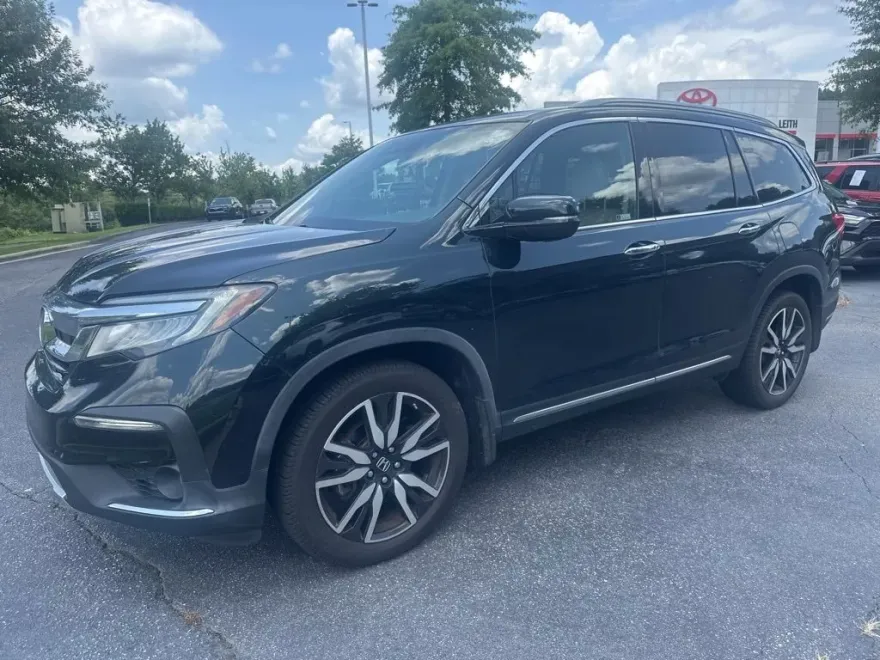 2019 Honda Pilot Elite photo 1