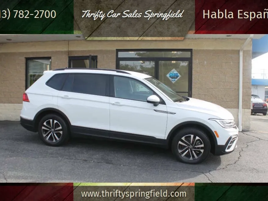 2022 Volkswagen Tiguan S photo 1
