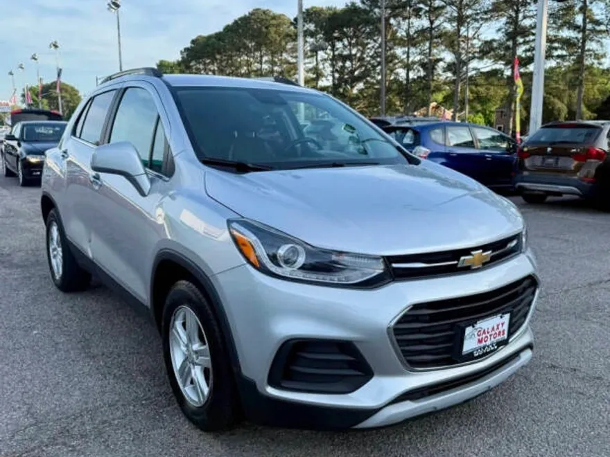 2017 Chevrolet Trax LT photo 1
