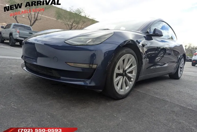 2023 Tesla Model 3 Long Range photo 1