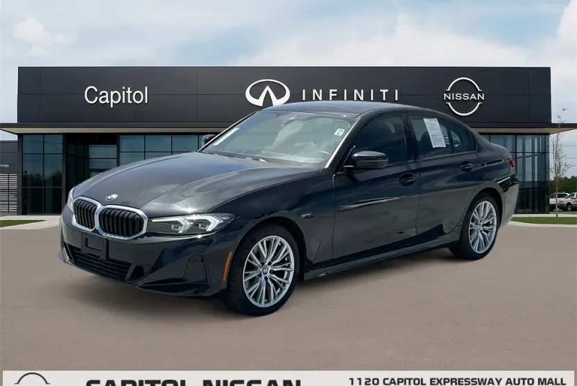 2023 Bmw 330i photo 1