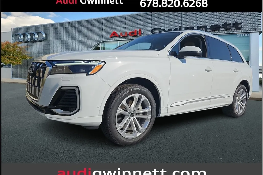 2025 Audi Q7 55 Premium Plus photo 1