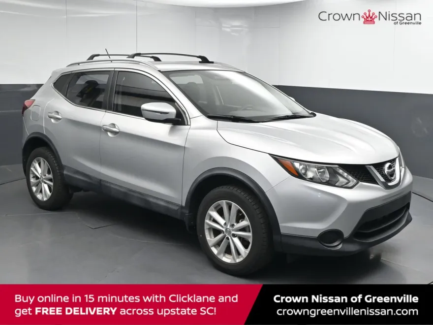 2017 Nissan Rogue Sport SV photo 1