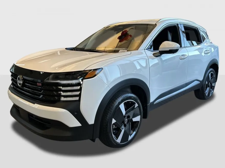 2025 Nissan Kicks SR photo 1