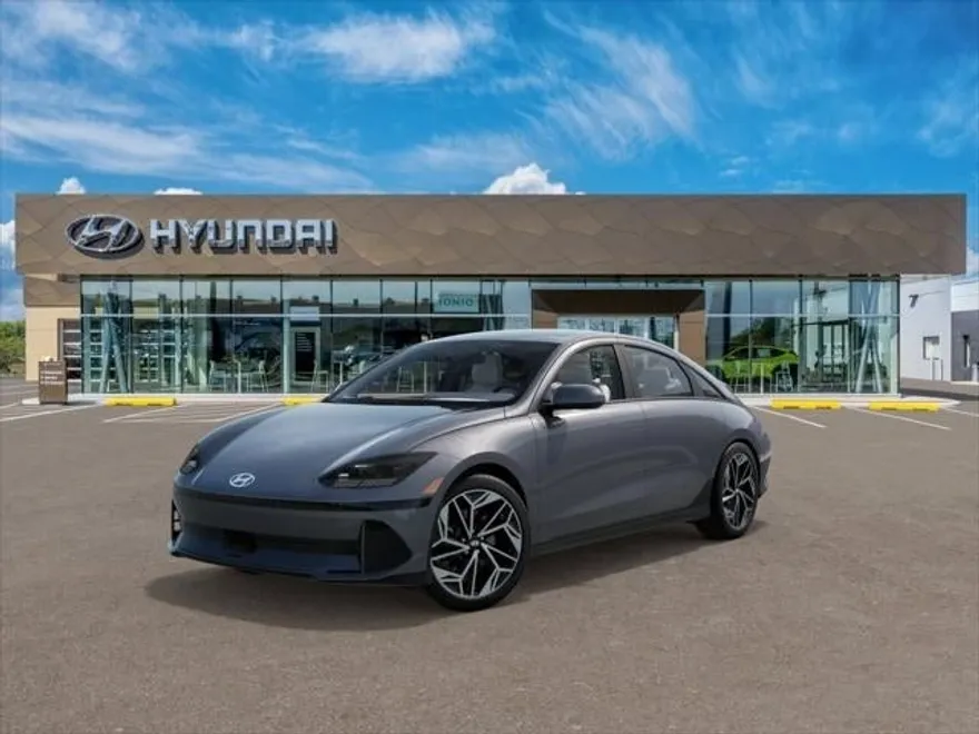 2025 Hyundai Ioniq 6 SEL photo 1