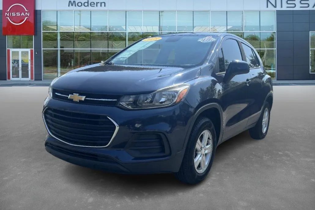 2018 Chevrolet Trax LS photo 1