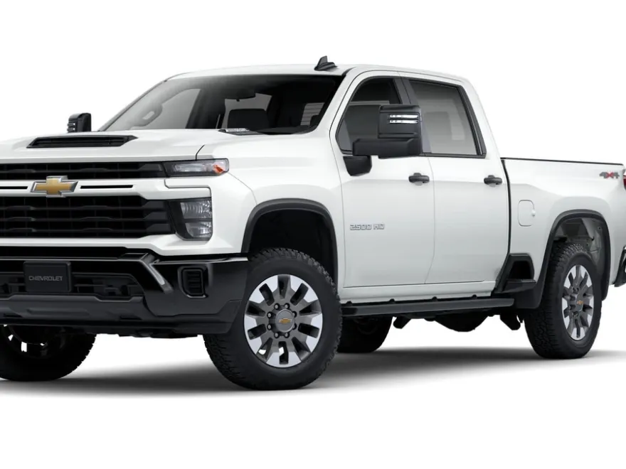 2025 Chevrolet Silverado Custom photo 1