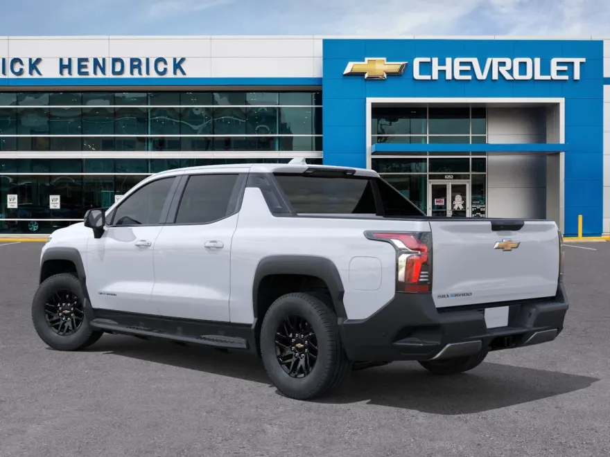 2026 Chevrolet Silverado photo 1