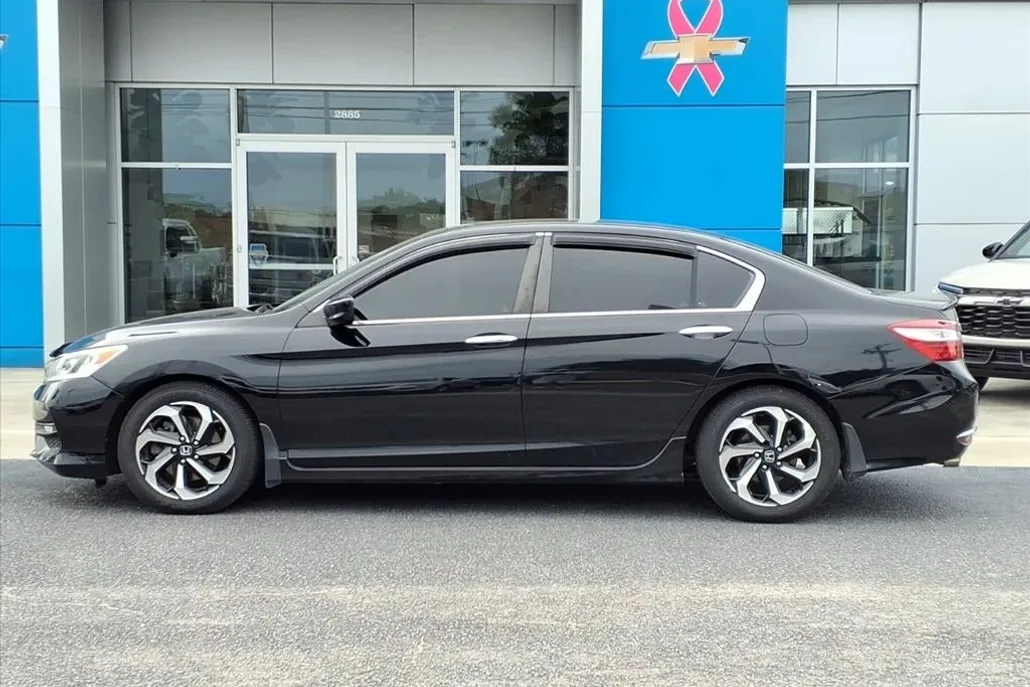 2016 Honda Accord Sport photo 1
