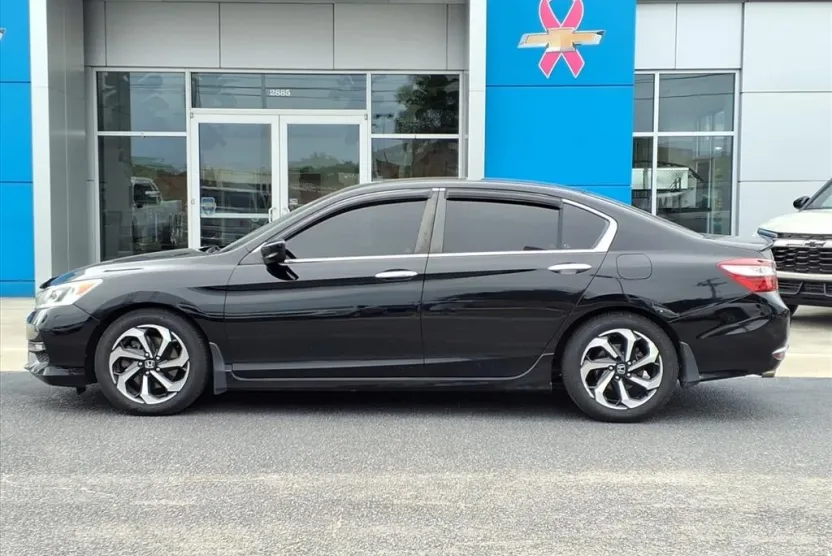 2016 Honda Accord Sport photo 1