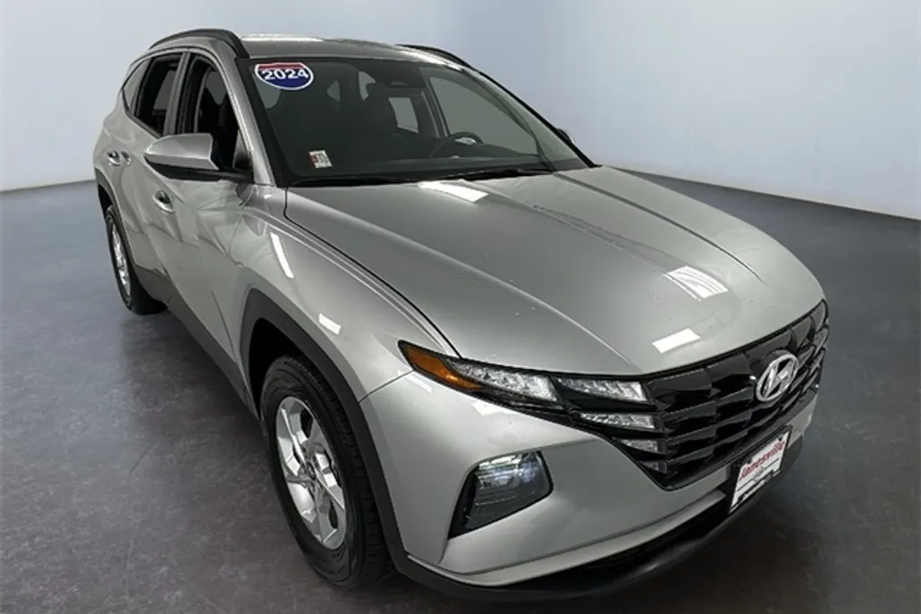 2024 Hyundai Tucson SEL photo 1
