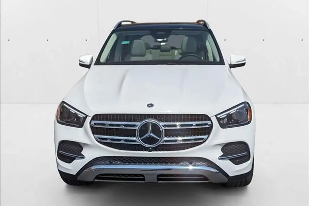 2026 Mercedes Benz GLE 450e 4MATIC photo 1