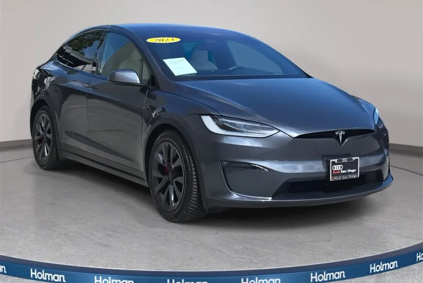 2023 Tesla Model X Plaid photo 1