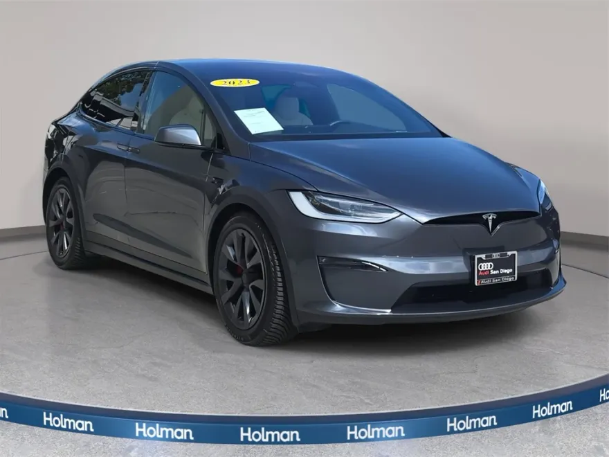 2023 Tesla Model X Plaid photo 1