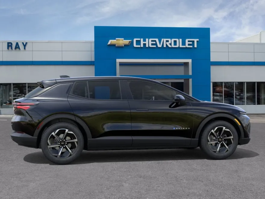 2026 Chevrolet Equinox EV 1LT photo 1