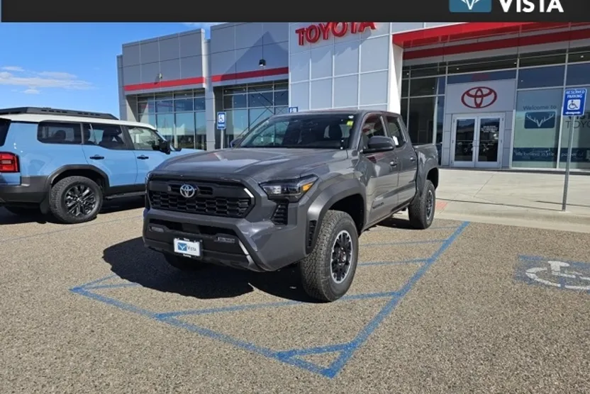 2025 Toyota Tacoma TRD Off-Road Double Cab photo 1