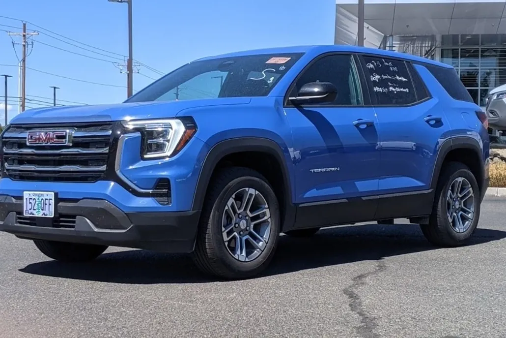 2025 Gmc Terrain Elevation photo 1