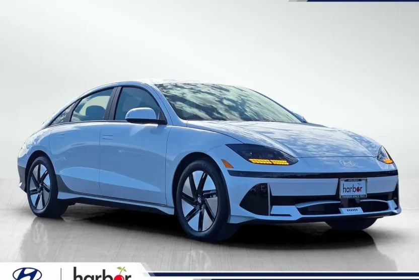 2025 Hyundai Ioniq 6 SE photo 1