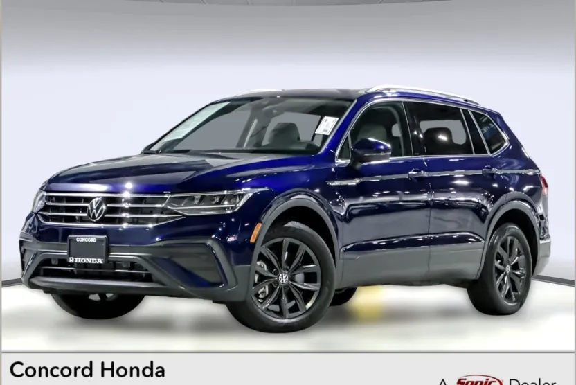 2024 Volkswagen Tiguan SE Wolfsburg Edition photo 1