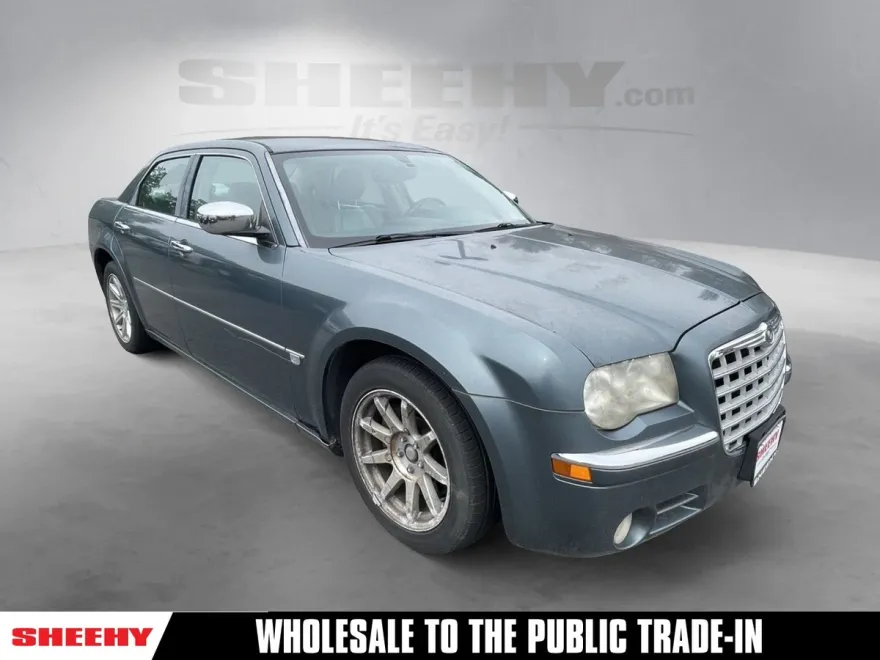 2005 Chrysler 300 C Base photo 1