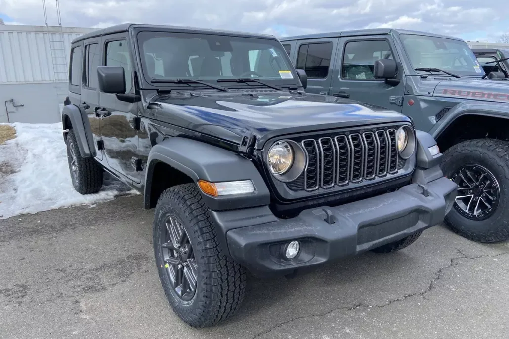2025 Jeep Wrangler Sport S photo 1