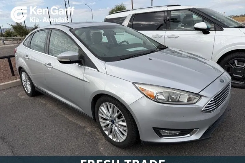 2018 Ford Focus Titanium photo 1